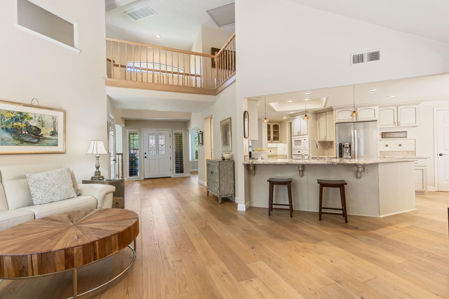 Detail Gallery Image 6 of 35 For 501 Bristol Ct, Roseville,  CA 95661 - 4 Beds | 3 Baths