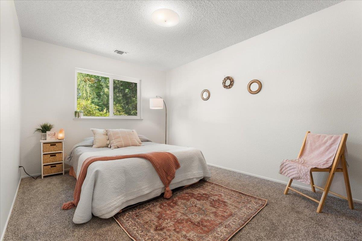Detail Gallery Image 14 of 40 For 428 Lamarque Ct, Grass Valley,  CA 95945 - 3 Beds | 1 Baths