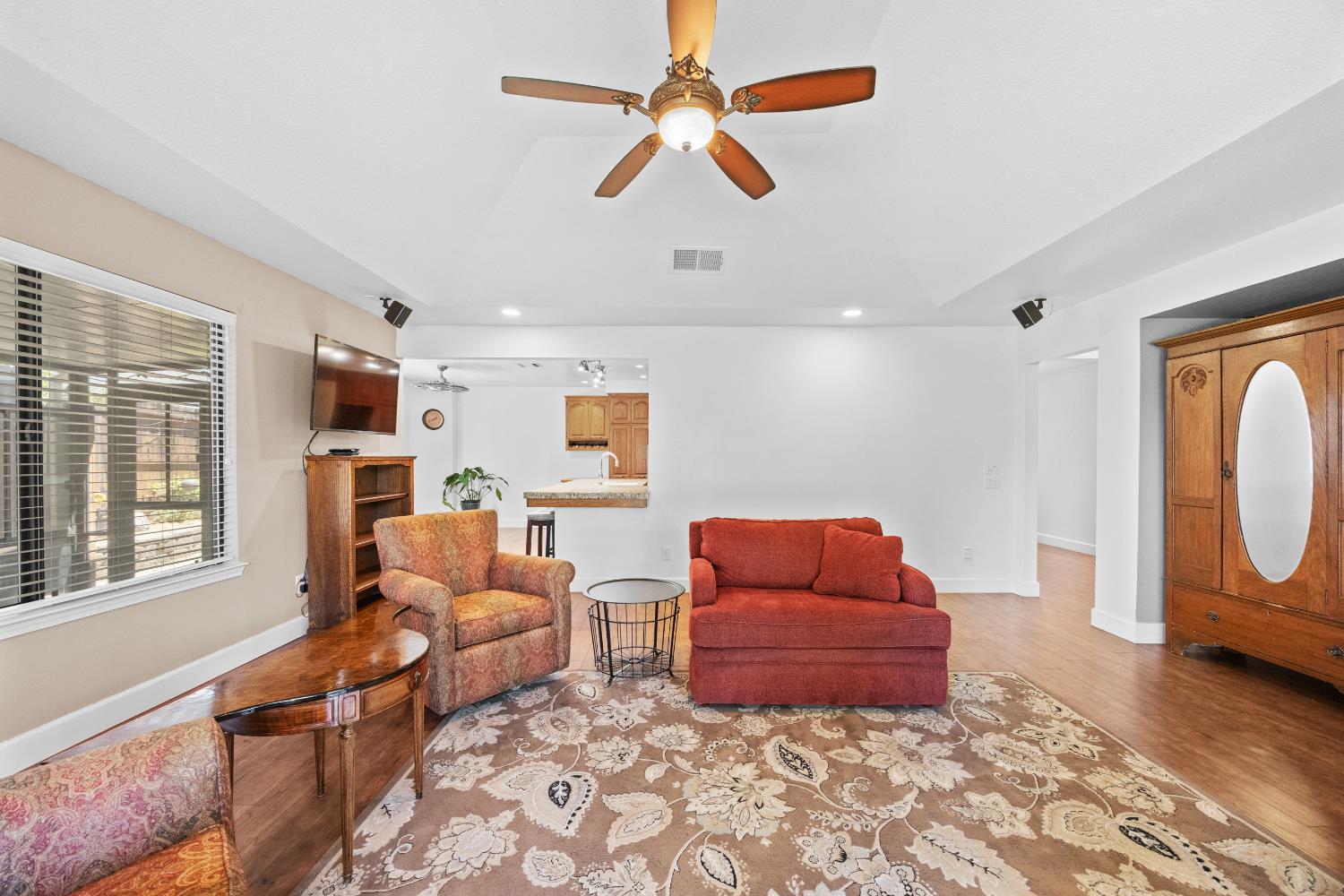 Detail Gallery Image 16 of 72 For 503 Hogan Ct, Roseville,  CA 95678 - 4 Beds | 3 Baths