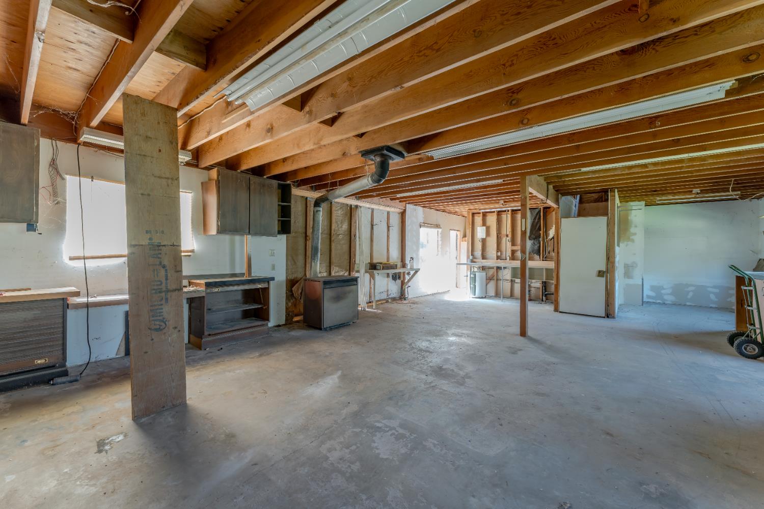 Detail Gallery Image 63 of 71 For 11107 Pekolee Dr, Grass Valley,  CA 95949 - 4 Beds | 3 Baths