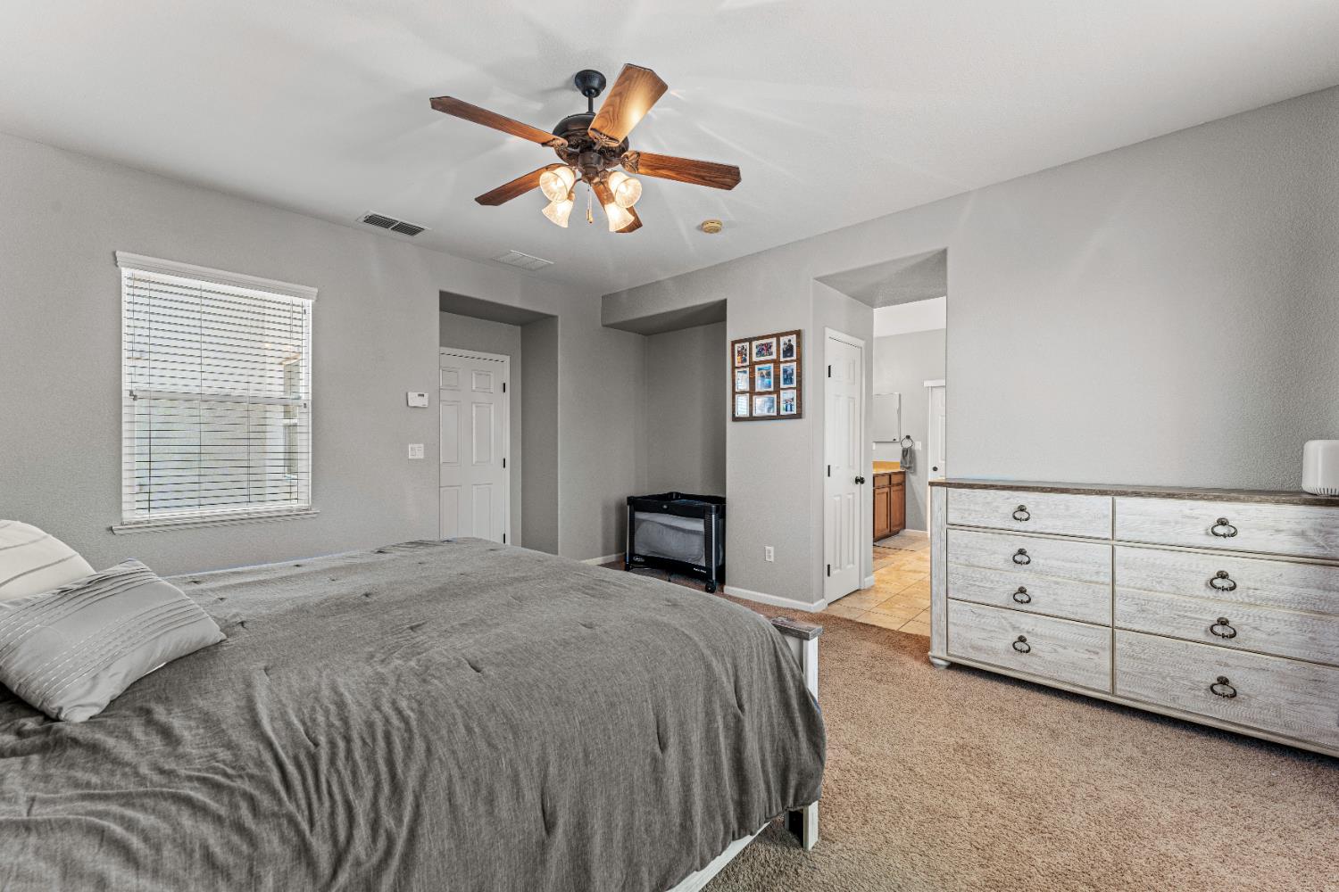 Detail Gallery Image 16 of 38 For 1283 Torrington Ln, Lincoln,  CA 95648 - 5 Beds | 3 Baths