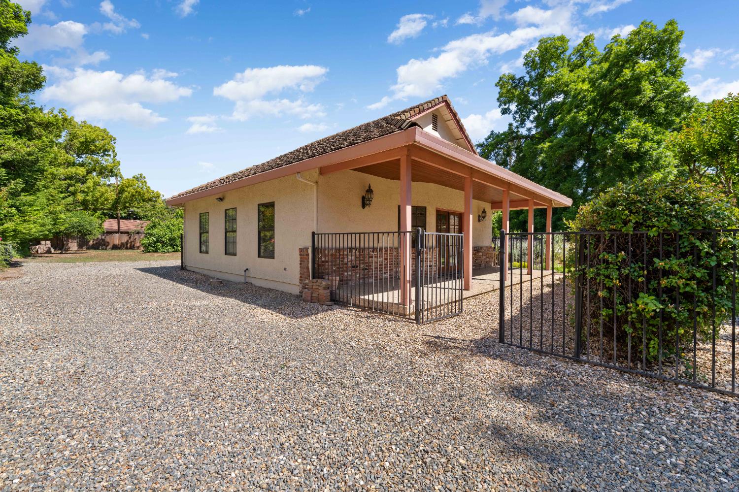 Detail Gallery Image 51 of 95 For 3004 Root Ave, Carmichael,  CA 95608 - 5 Beds | 4/2 Baths