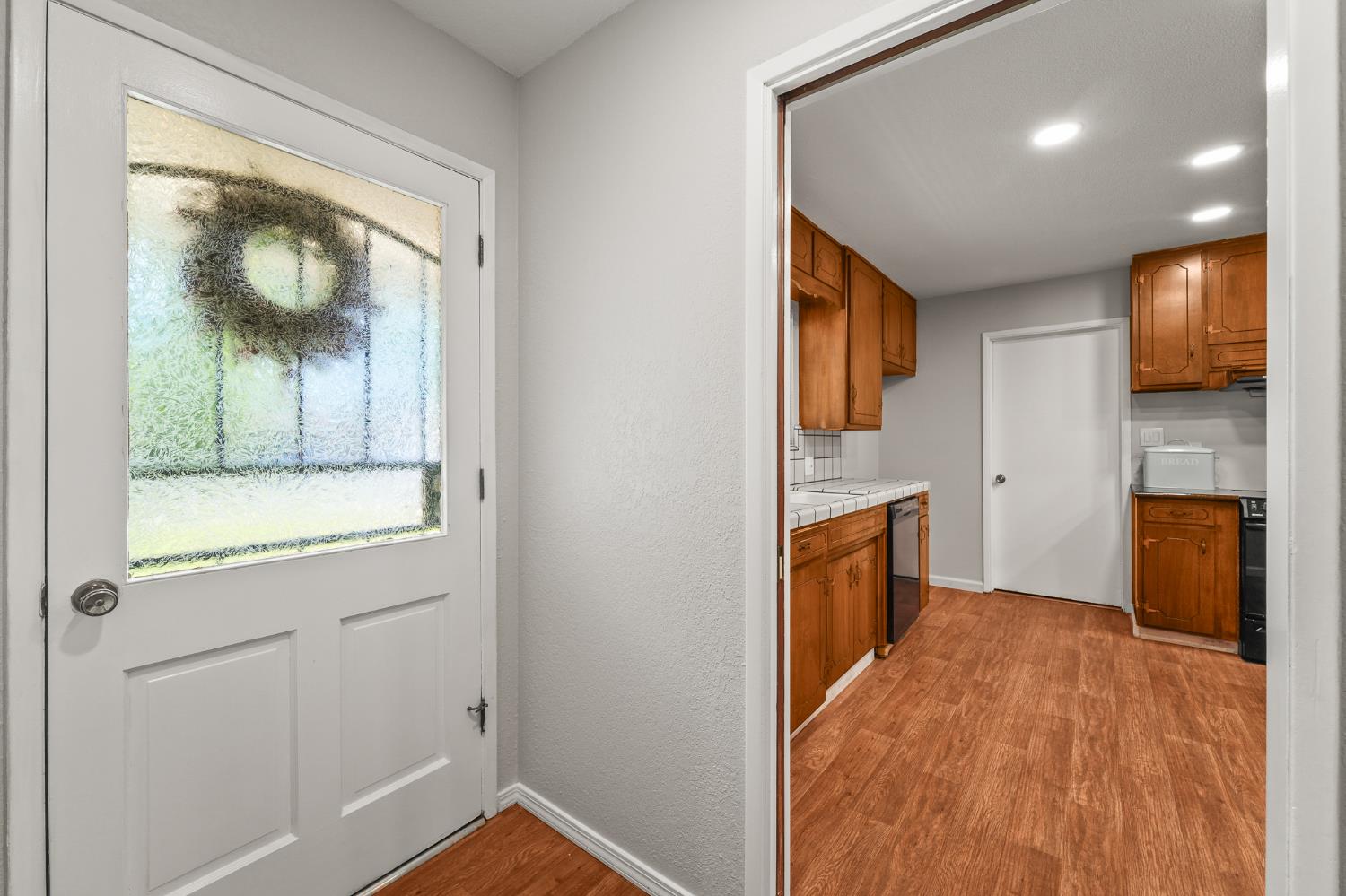 Detail Gallery Image 7 of 41 For 1425 Rosemead Ct, Modesto,  CA 95350 - 3 Beds | 2 Baths