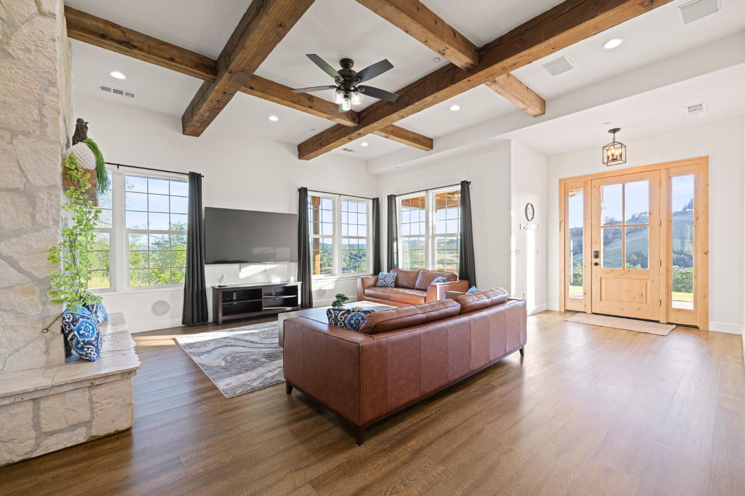 Detail Gallery Image 8 of 77 For 1761 Springvale Rd, Placerville,  CA 95667 - 4 Beds | 3 Baths
