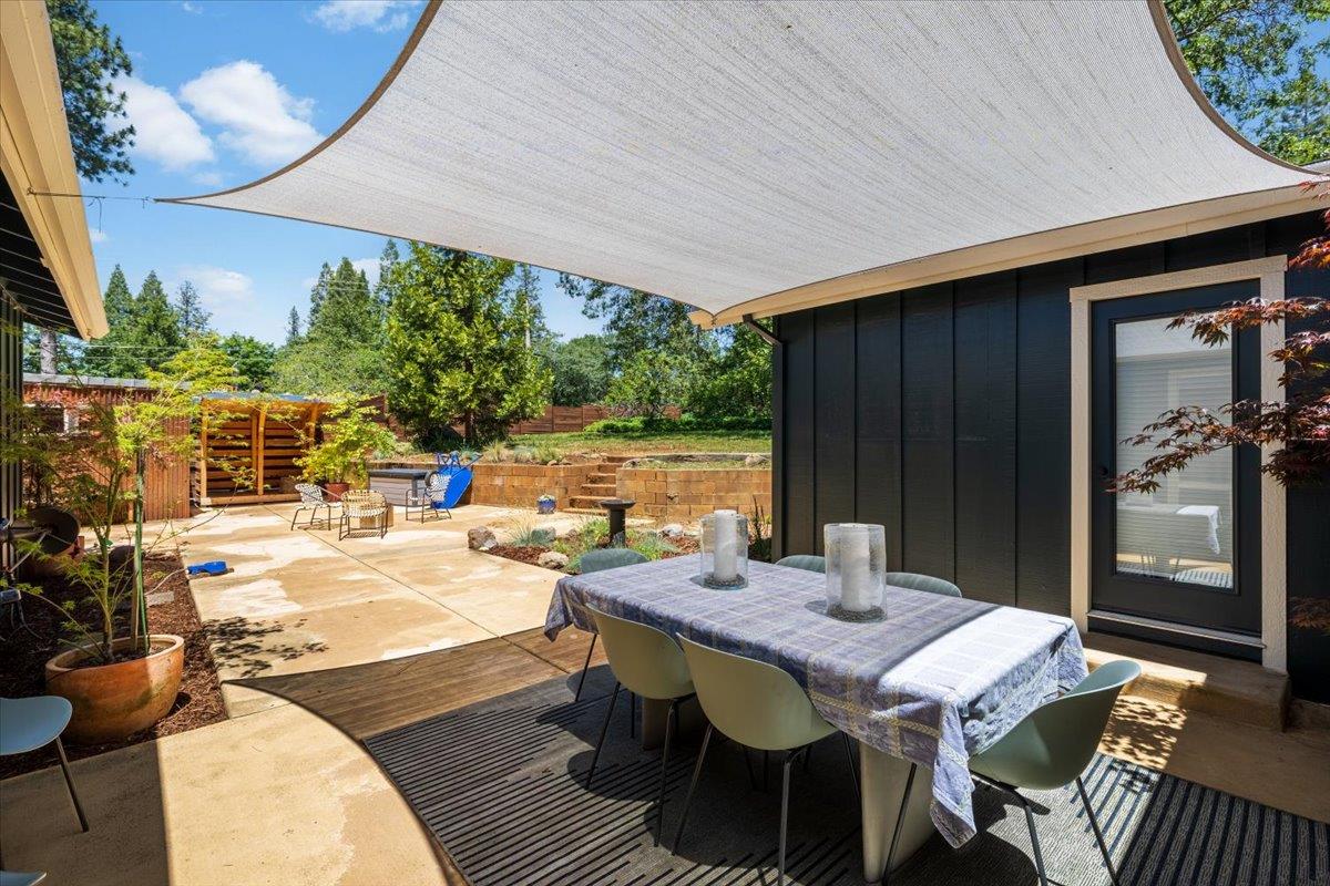 Detail Gallery Image 27 of 41 For 13409 Evergreen Dr, Nevada City,  CA 95959 - 3 Beds | 3 Baths