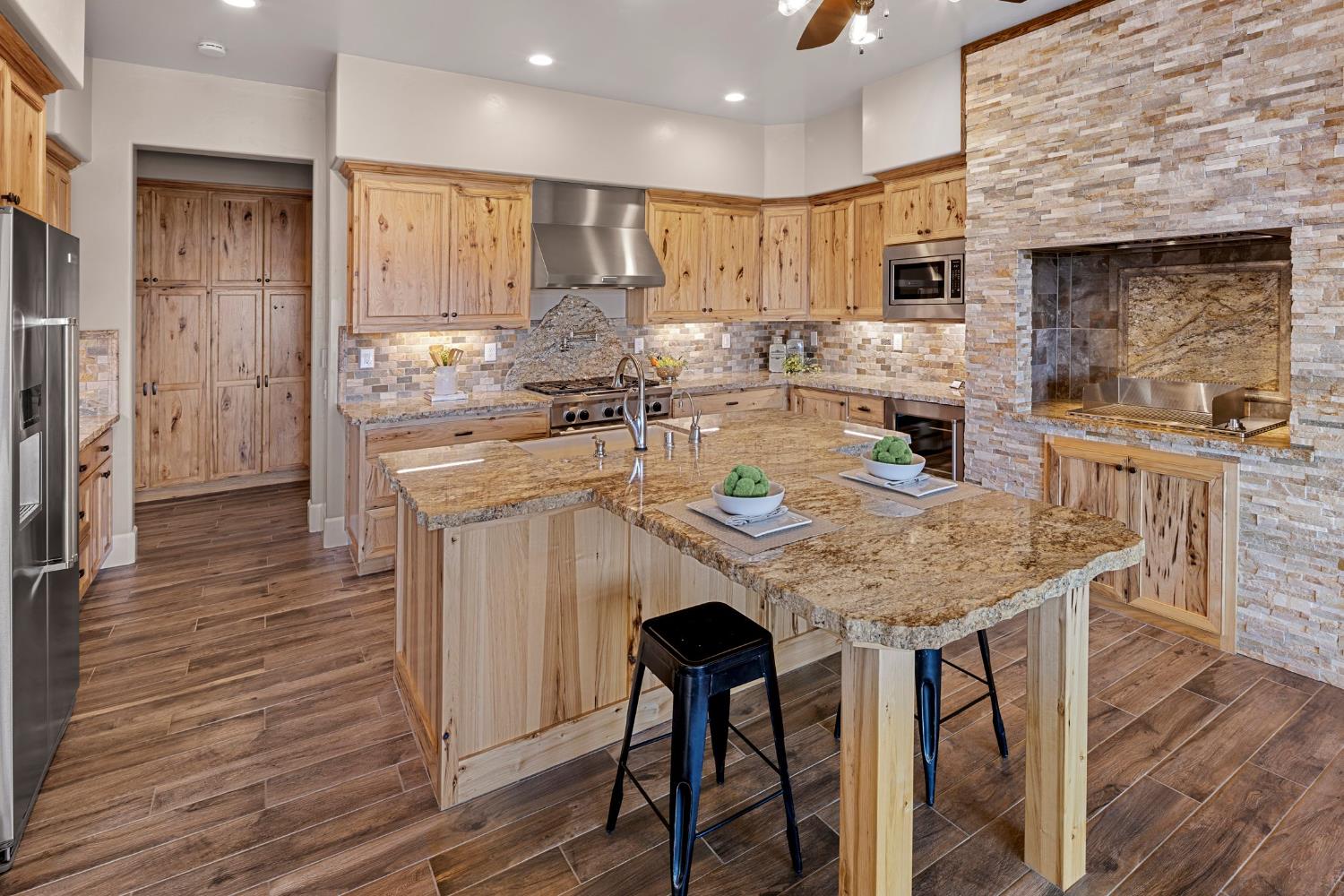 Detail Gallery Image 17 of 48 For 1720 Avian Hill Pl, Lincoln,  CA 95648 - 2 Beds | 2/1 Baths