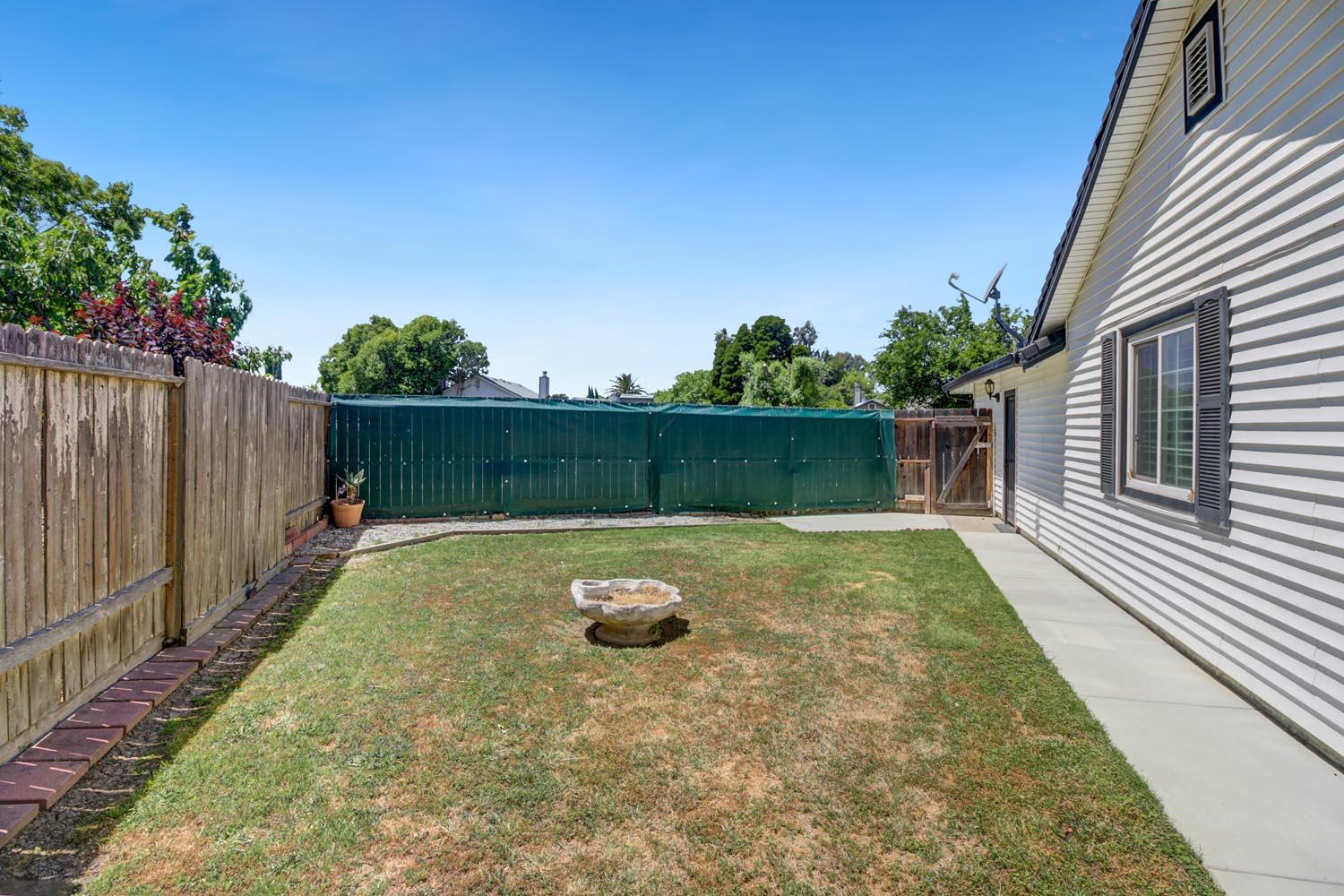 Detail Gallery Image 46 of 50 For 2767 Betty Way, West Sacramento,  CA 95691 - 3 Beds | 2 Baths