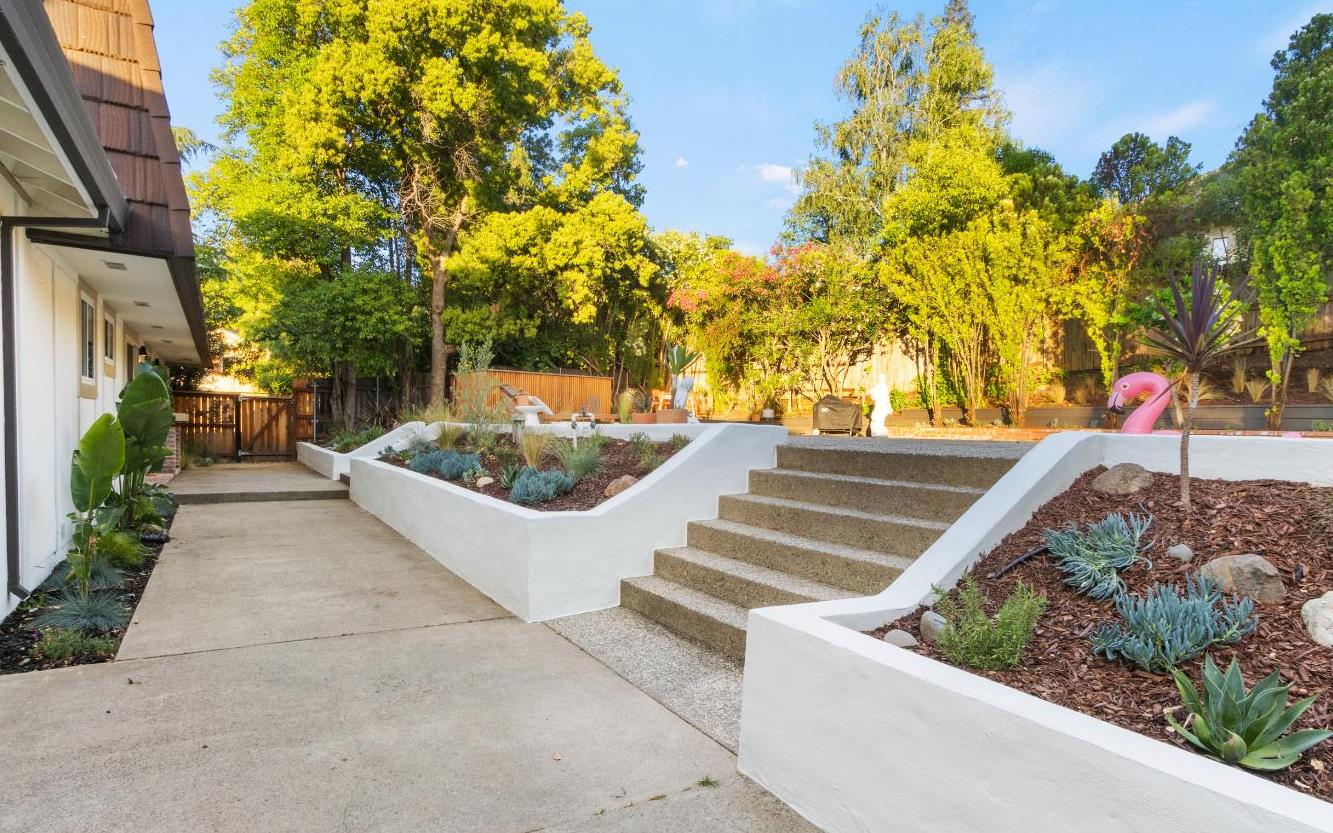 Detail Gallery Image 55 of 65 For 8514 Bordeaux Way, Fair Oaks,  CA 95628 - 4 Beds | 2/1 Baths