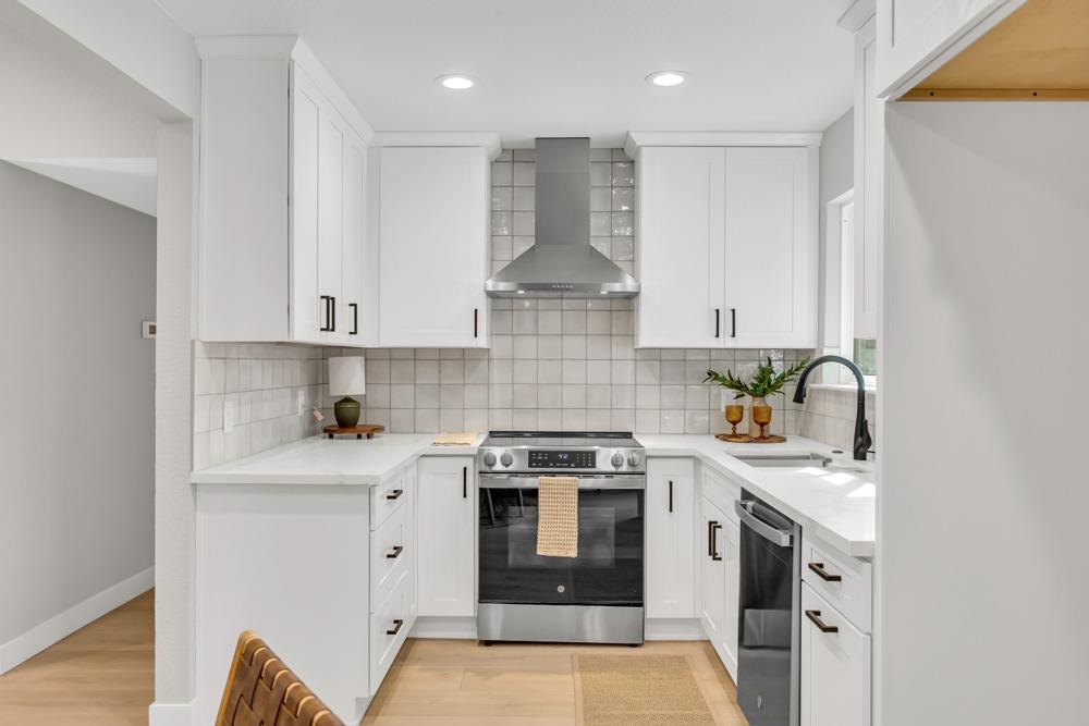 Detail Gallery Image 16 of 43 For 7652 Leineke Ln, Citrus Heights,  CA 95610 - 3 Beds | 2 Baths