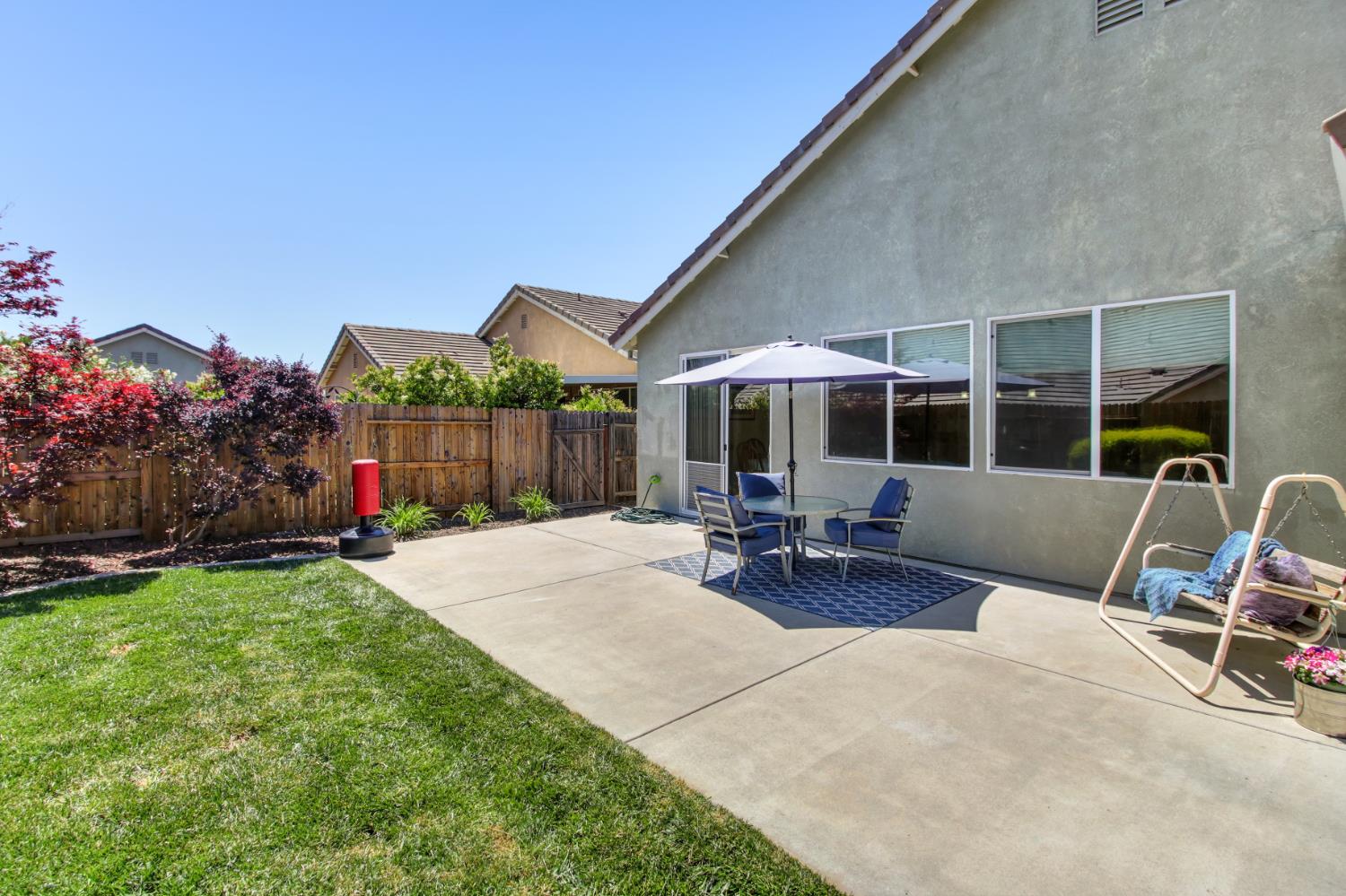 Detail Gallery Image 28 of 31 For 7744 Live Oak Way, Citrus Heights,  CA 95621 - 4 Beds | 3 Baths