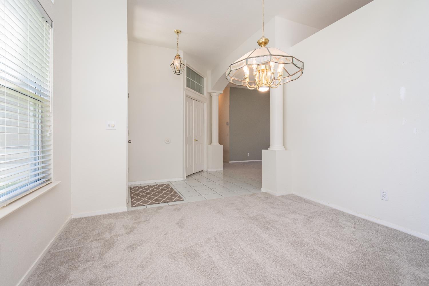 Detail Gallery Image 14 of 48 For 9051 Allenford Pl, Elk Grove,  CA 95624 - 3 Beds | 2 Baths