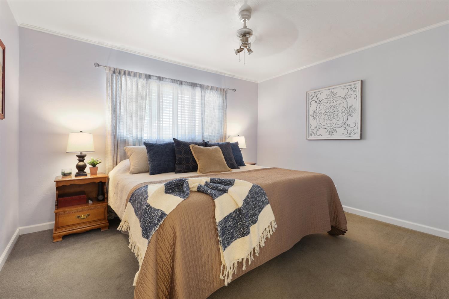 Detail Gallery Image 13 of 36 For 944 S Crescent Ave, Lodi,  CA 95240 - 3 Beds | 1/1 Baths