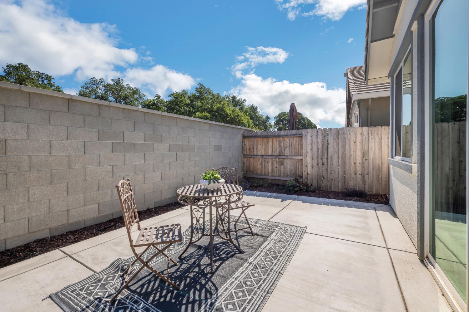 Detail Gallery Image 35 of 41 For 1687 Carson River Loop, Lincoln,  CA 95648 - 2 Beds | 2 Baths