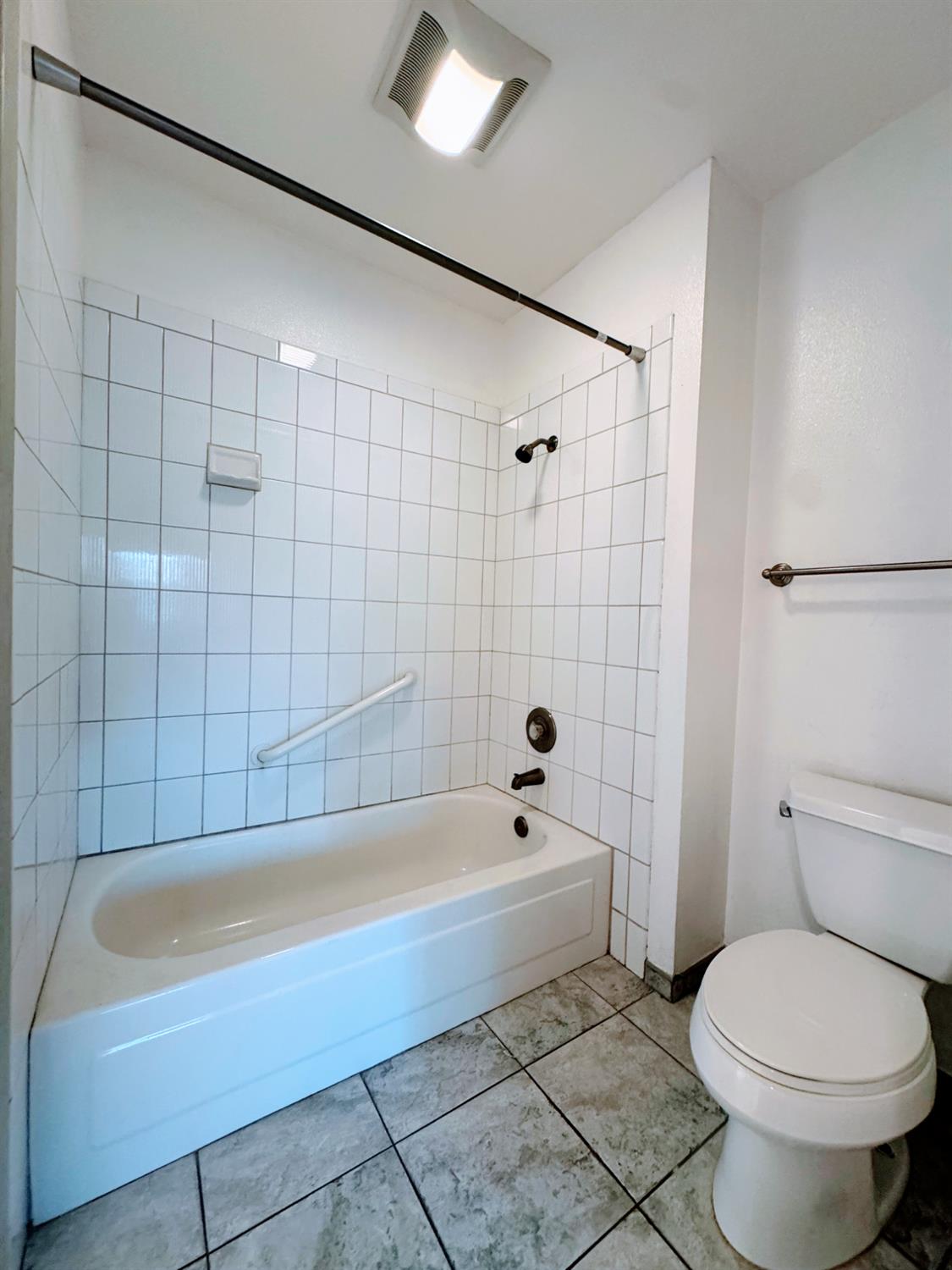 Photo #24: 225066822 Listing: Photo #24