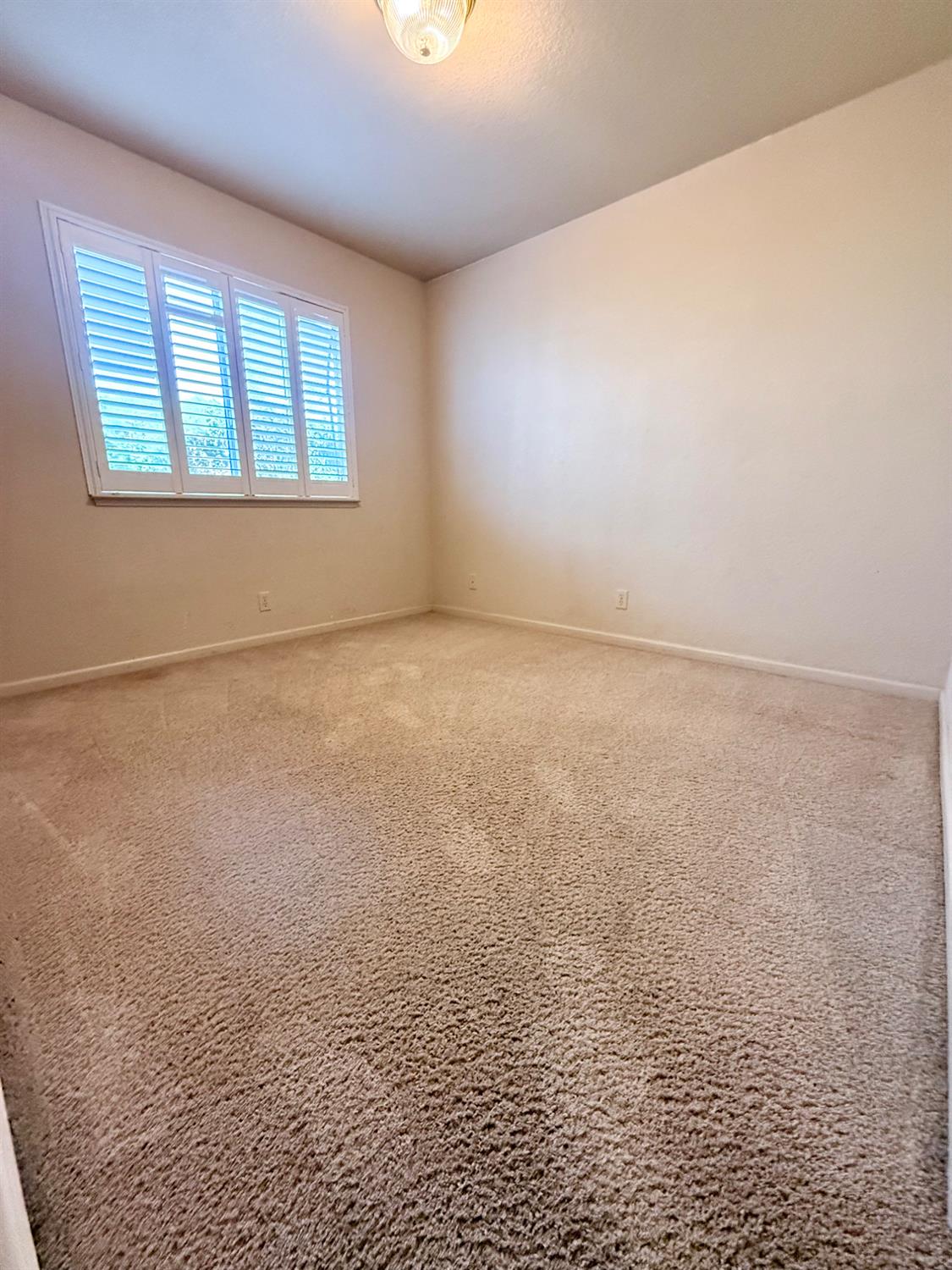 Detail Gallery Image 26 of 46 For 5271 Barbados Cir, Stockton,  CA 95210 - 4 Beds | 2 Baths