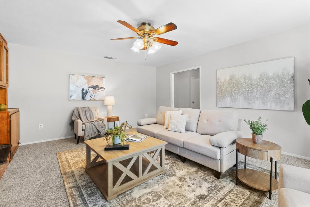 Detail Gallery Image 16 of 69 For 8744 Rubia Dr, Elk Grove,  CA 95624 - 3 Beds | 2/1 Baths