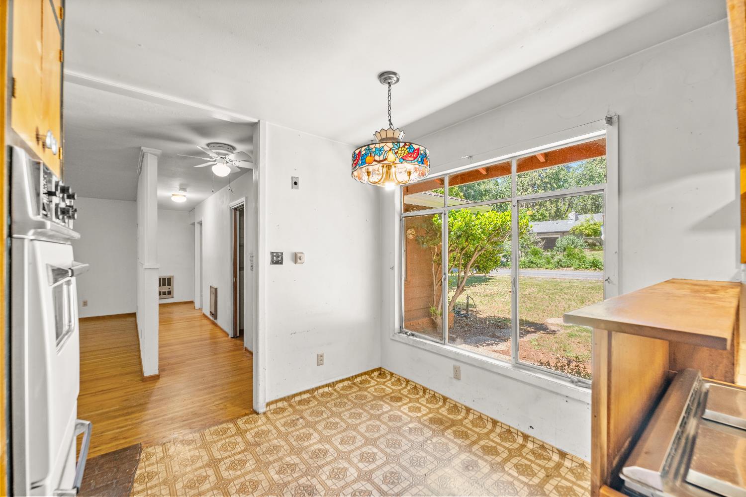 Detail Gallery Image 18 of 61 For 10899 Thomas Dr, Nevada City,  CA 95959 - 4 Beds | 2/1 Baths