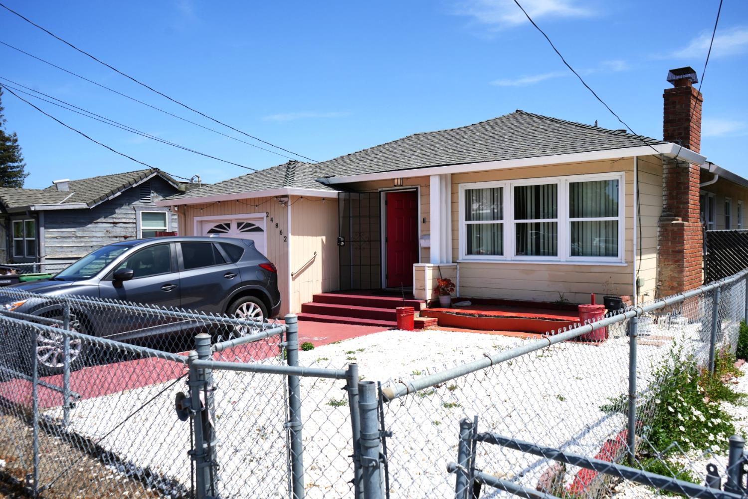 Detail Gallery Image 1 of 13 For 24862 Soto Rd, Hayward,  CA 94544 - 2 Beds | 1 Baths