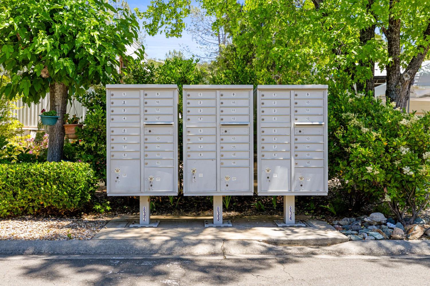 Detail Gallery Image 22 of 27 For 2540 Grass Valley Hwy 105, Auburn,  CA 95603 - 2 Beds | 1 Baths