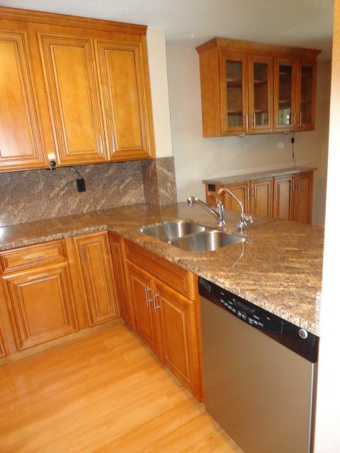 Detail Gallery Image 8 of 27 For 7378 Lighthouse Dr, Stockton,  CA 95219 - 2 Beds | 2 Baths