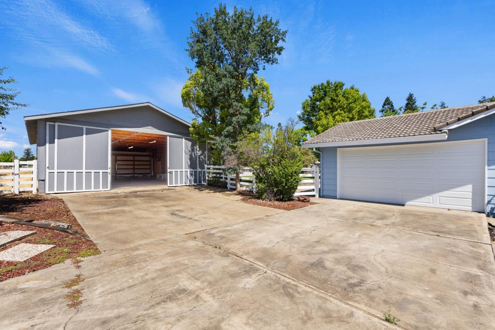 Detail Gallery Image 60 of 69 For 8744 Rubia Dr, Elk Grove,  CA 95624 - 3 Beds | 2/1 Baths