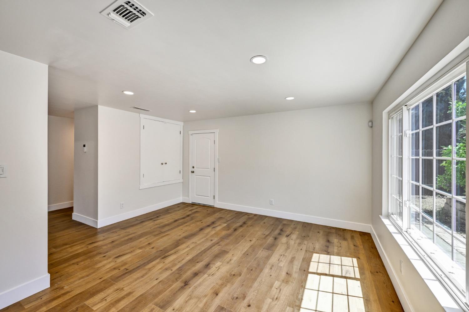 Detail Gallery Image 12 of 34 For 6300 Tanbark Ct, Citrus Heights,  CA 95621 - 3 Beds | 2 Baths