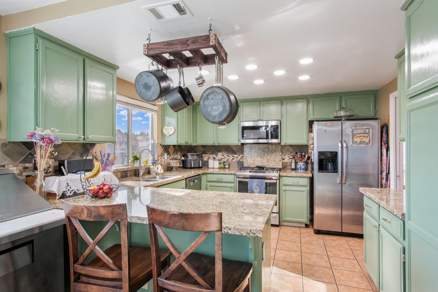 Detail Gallery Image 11 of 33 For 228 Reardon St, Oakdale,  CA 95361 - 5 Beds | 3 Baths