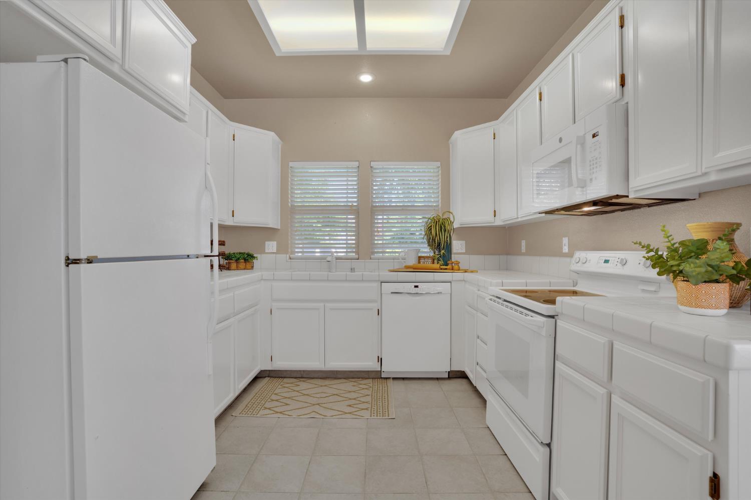 Detail Gallery Image 17 of 32 For 2625 Carmichael Way, Turlock,  CA 95382 - 3 Beds | 2 Baths