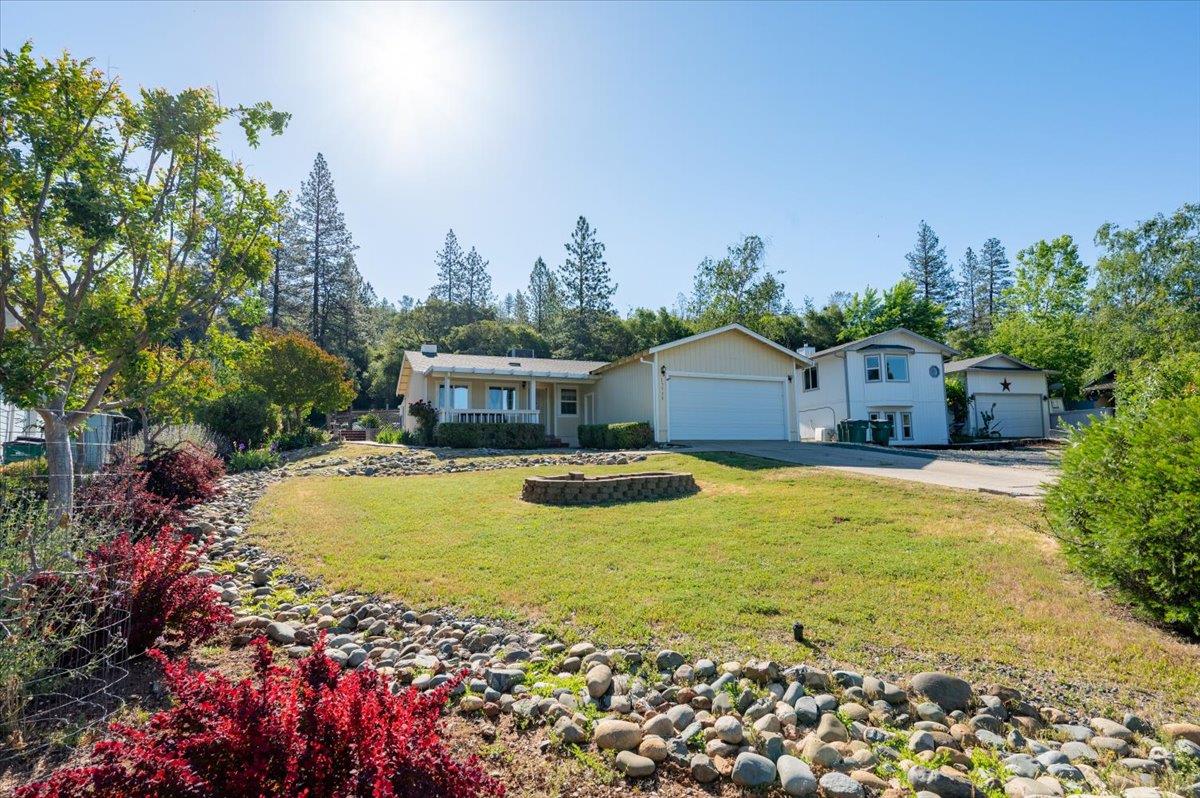 Detail Gallery Image 34 of 37 For 17713 Lake Forest Dr, Penn Valley,  CA 95946 - 3 Beds | 2 Baths