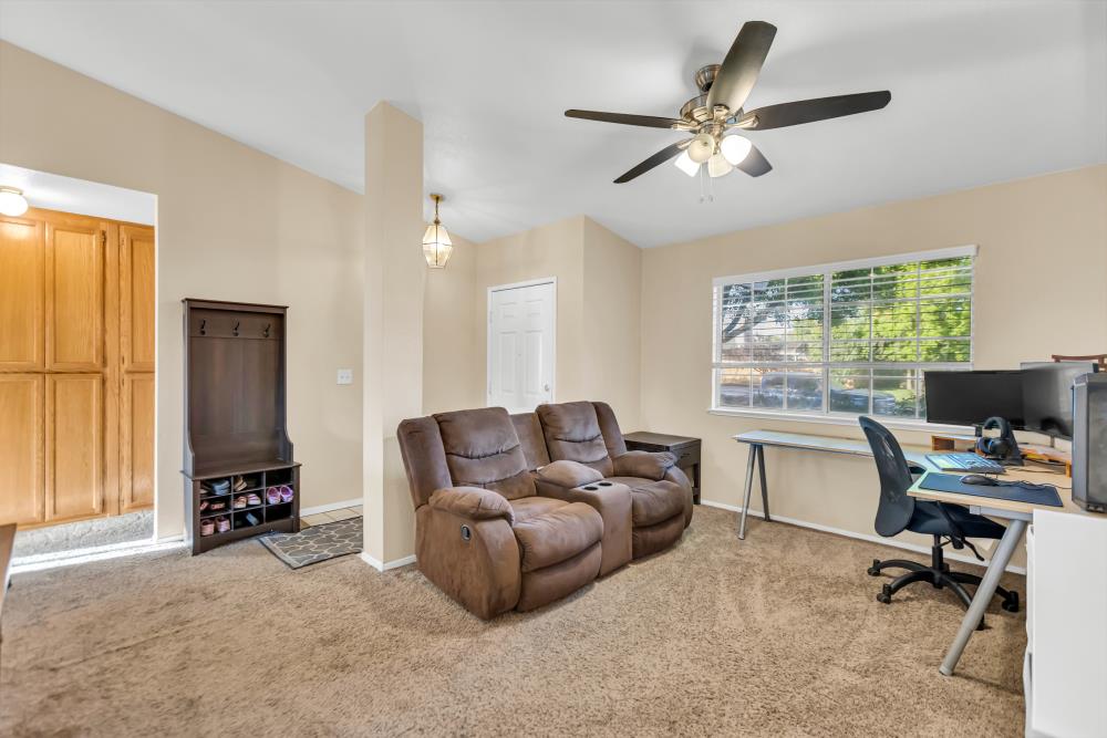 Detail Gallery Image 7 of 42 For 574 Ewell Ct, Galt,  CA 95632 - 3 Beds | 2 Baths