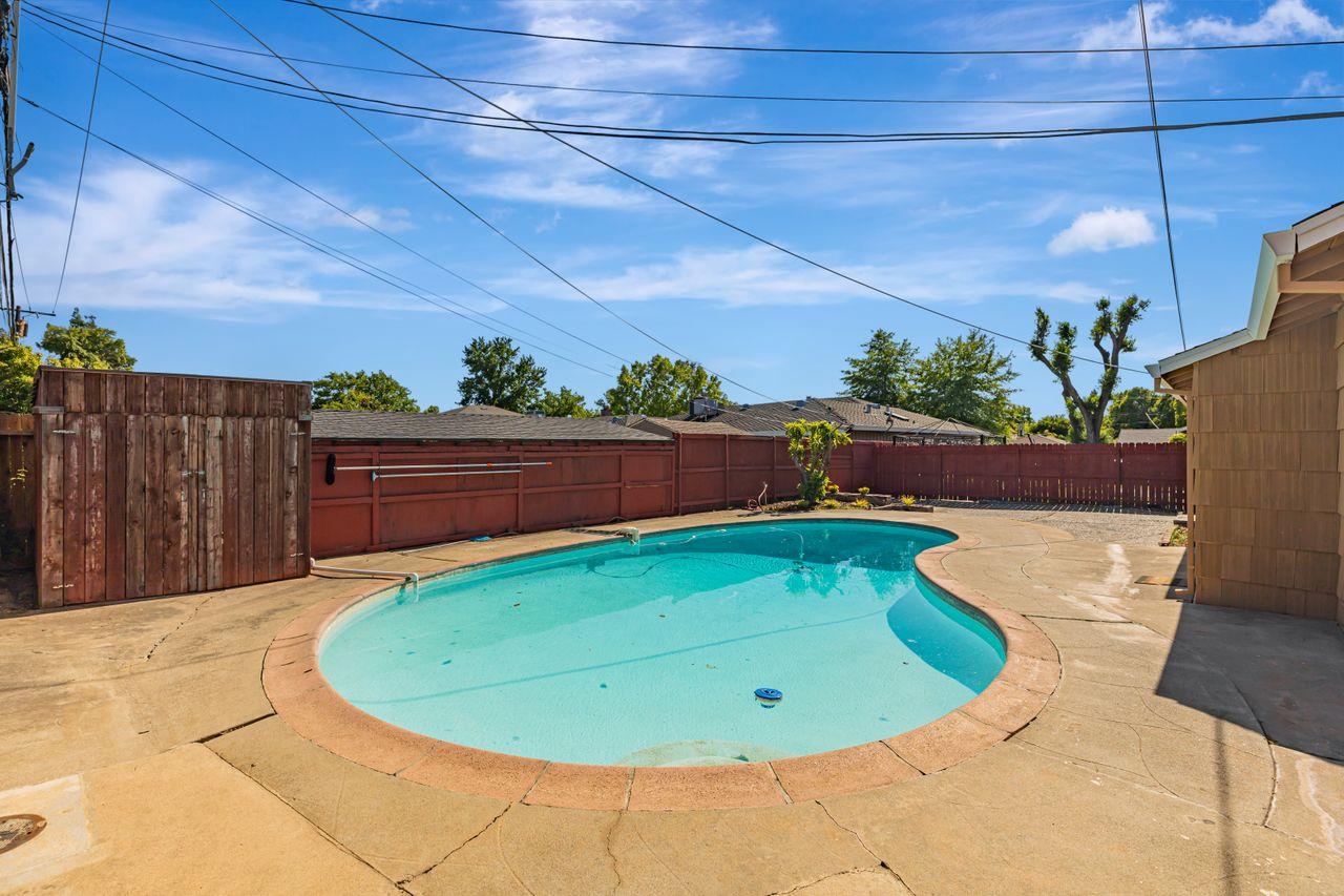 Detail Gallery Image 72 of 72 For 4130 Arden Way, Sacramento,  CA 95864 - – Beds | – Baths