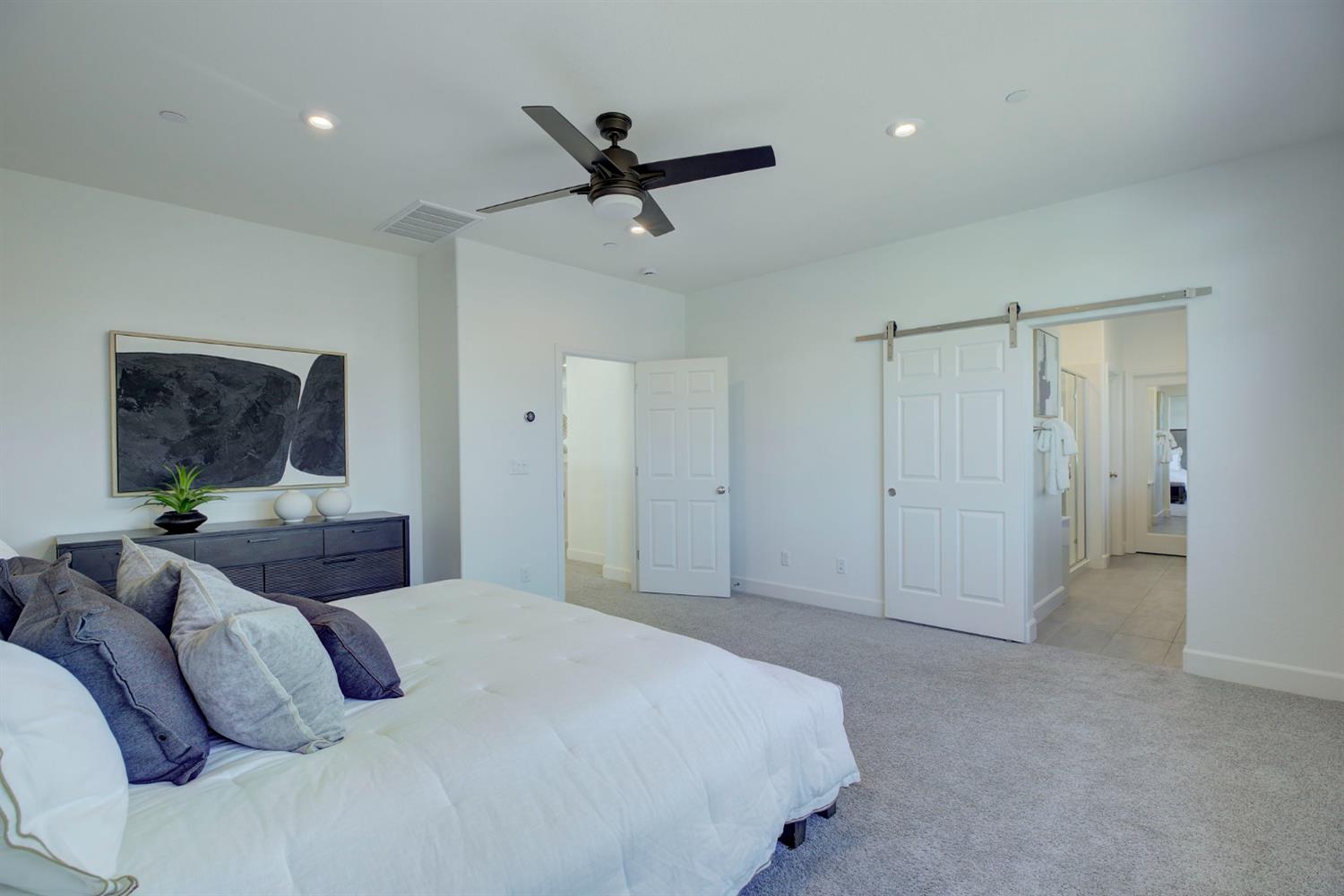Detail Gallery Image 31 of 50 For 1216 Fence Post Way, Roseville,  CA 95747 - 4 Beds | 4 Baths
