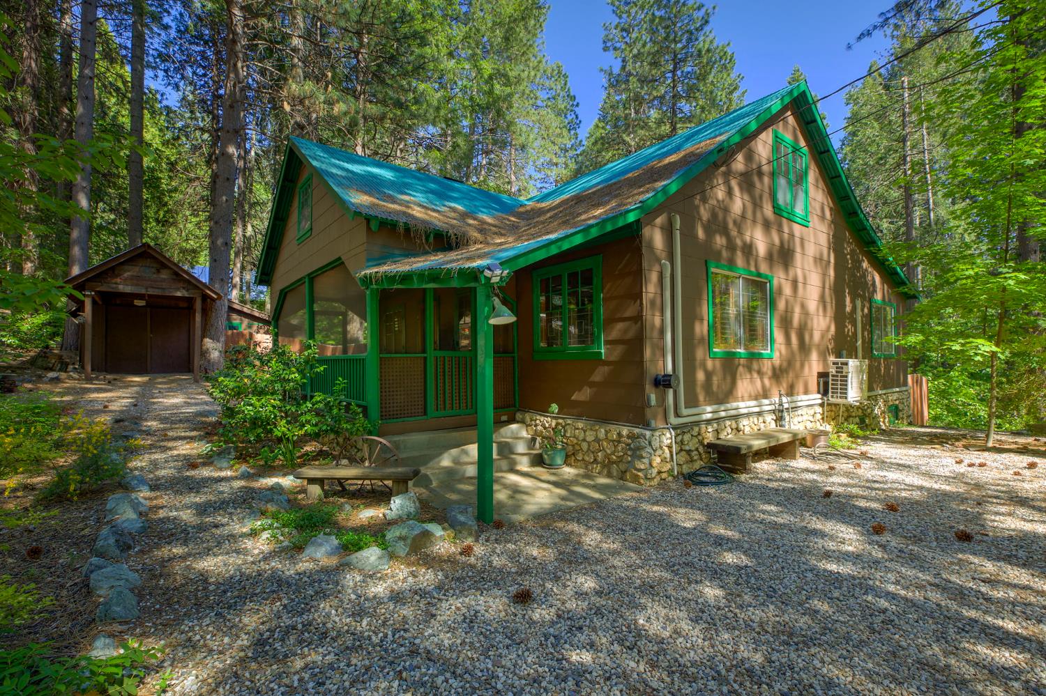 Detail Gallery Image 1 of 46 For 514 Alta Power House Rd, Alta,  CA 95701 - 3 Beds | 2 Baths
