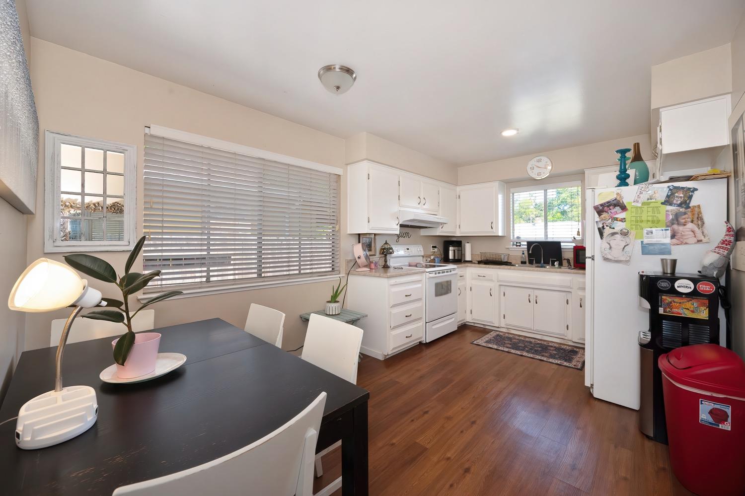 Detail Gallery Image 44 of 66 For 1424 Topaz Way, Sacramento,  CA 95864 - – Beds | – Baths