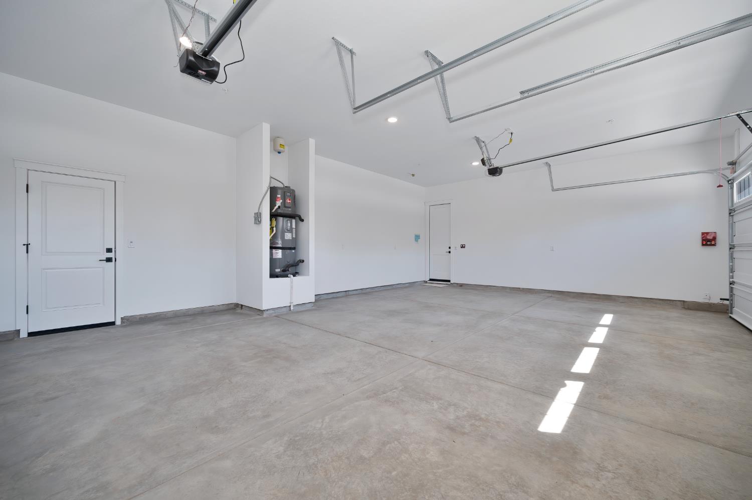 Detail Gallery Image 32 of 39 For 15045 via Sansovino, Sloughhouse,  CA 95683 - 3 Beds | 2 Baths
