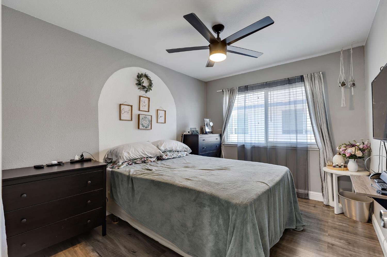 Detail Gallery Image 13 of 22 For 8943 El Mirador #4,  Elk Grove,  CA 95624 - 2 Beds | 1 Baths