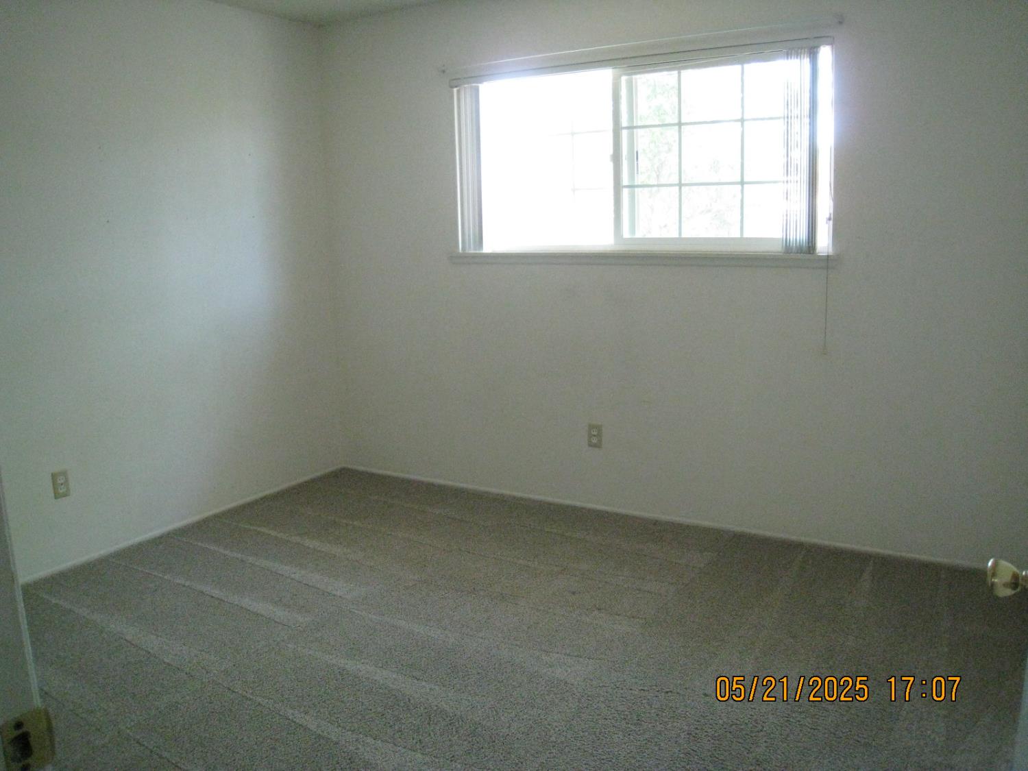 Detail Gallery Image 18 of 25 For 633 Skylark Ave, Los Banos,  CA 93635 - 3 Beds | 2 Baths