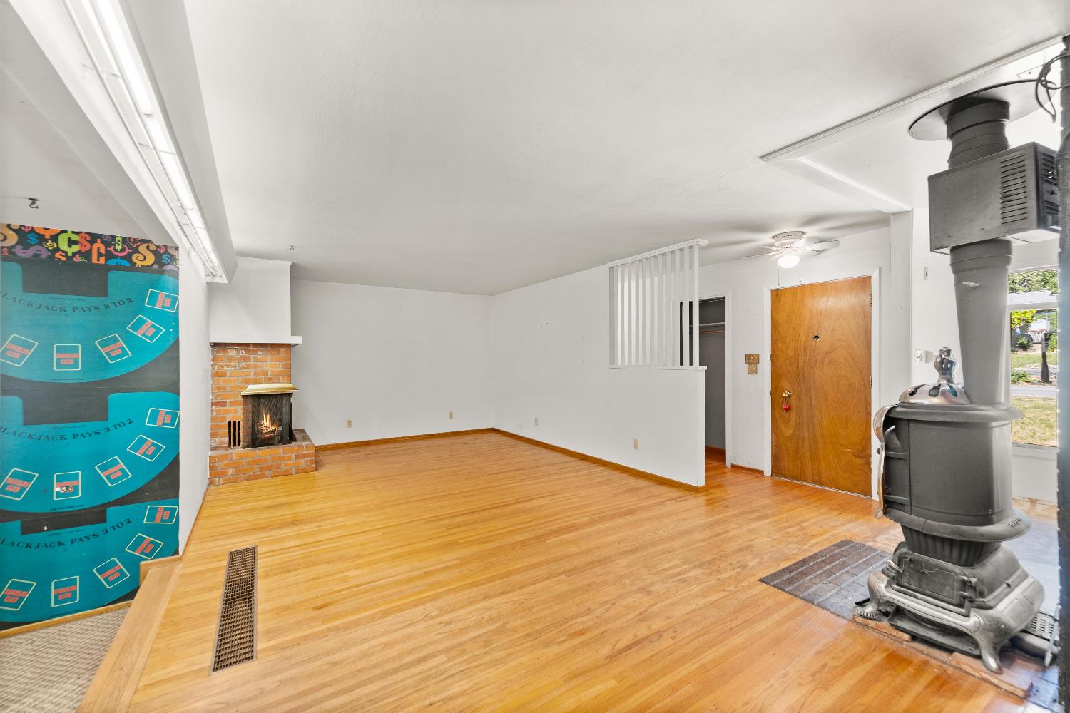 Detail Gallery Image 22 of 61 For 10899 Thomas Dr, Nevada City,  CA 95959 - 4 Beds | 2/1 Baths