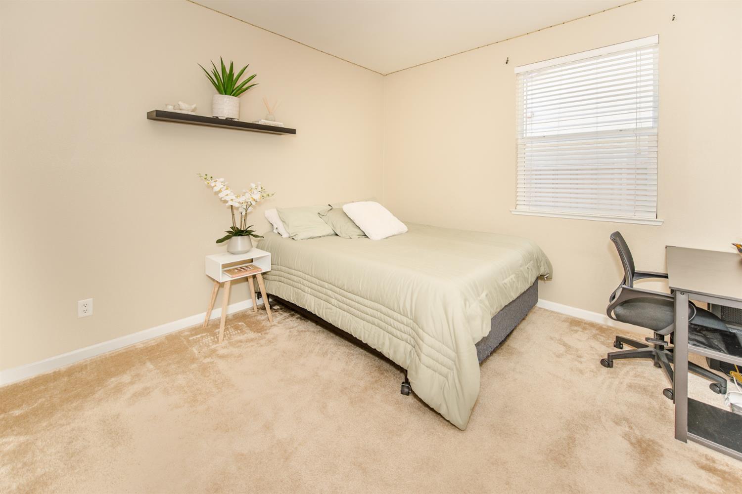Detail Gallery Image 18 of 38 For 2363 Ackley Pl, Woodland,  CA 95776 - 5 Beds | 4 Baths