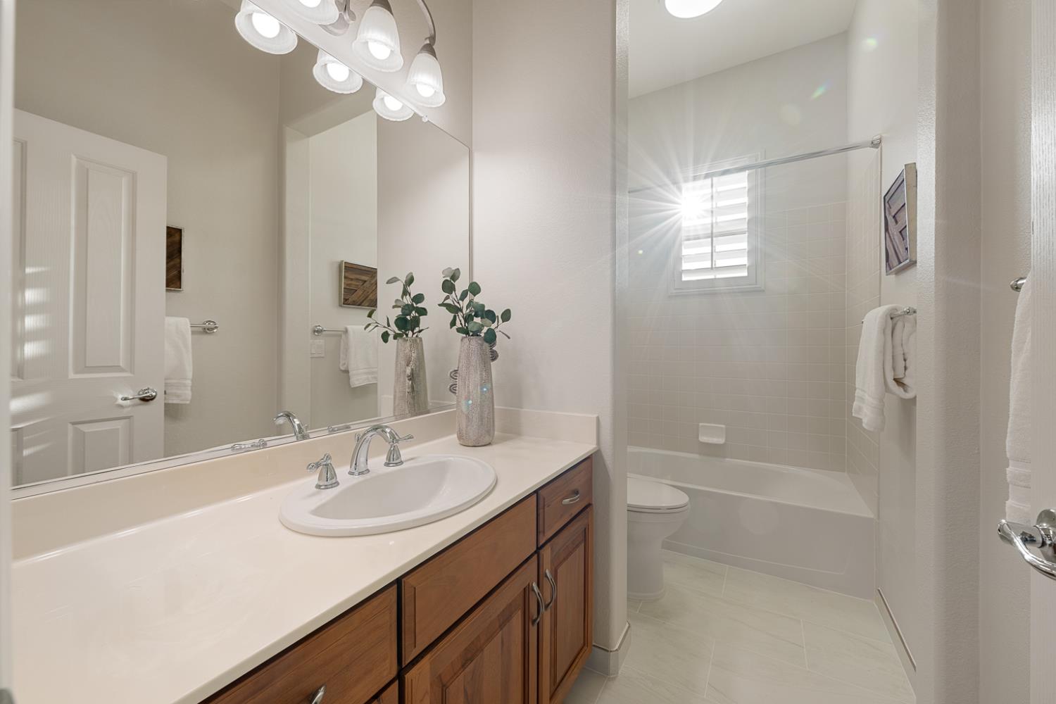Detail Gallery Image 43 of 90 For 9461 Crossrail Dr, Wilton,  CA 95693 - 5 Beds | 3 Baths
