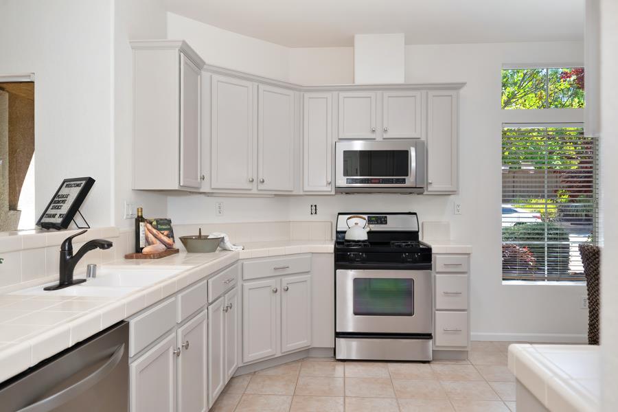 Detail Gallery Image 31 of 56 For 1129 Callander Way, Folsom,  CA 95630 - 3 Beds | 2 Baths