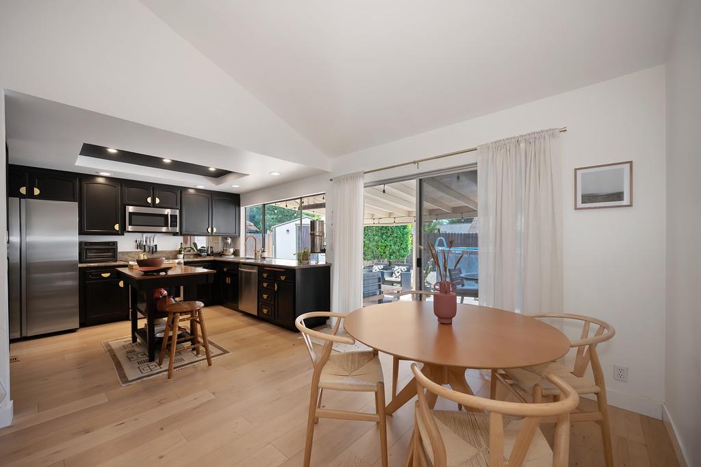 Detail Gallery Image 11 of 40 For 4717 Selkirk Way, Fair Oaks,  CA 95628 - 4 Beds | 2 Baths