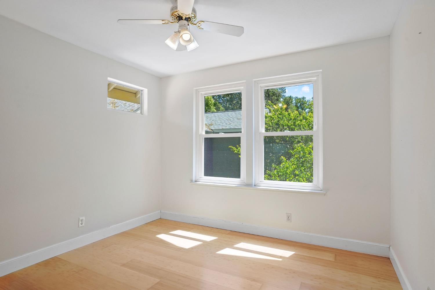 Photo #27: 225061604 Listing: Photo #27