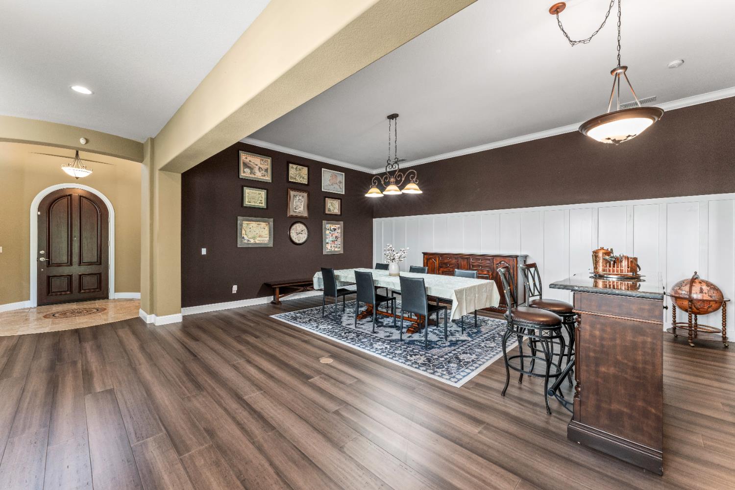 Detail Gallery Image 10 of 31 For 9535 Pinehurst Dr, Roseville,  CA 95747 - 4 Beds | 4 Baths