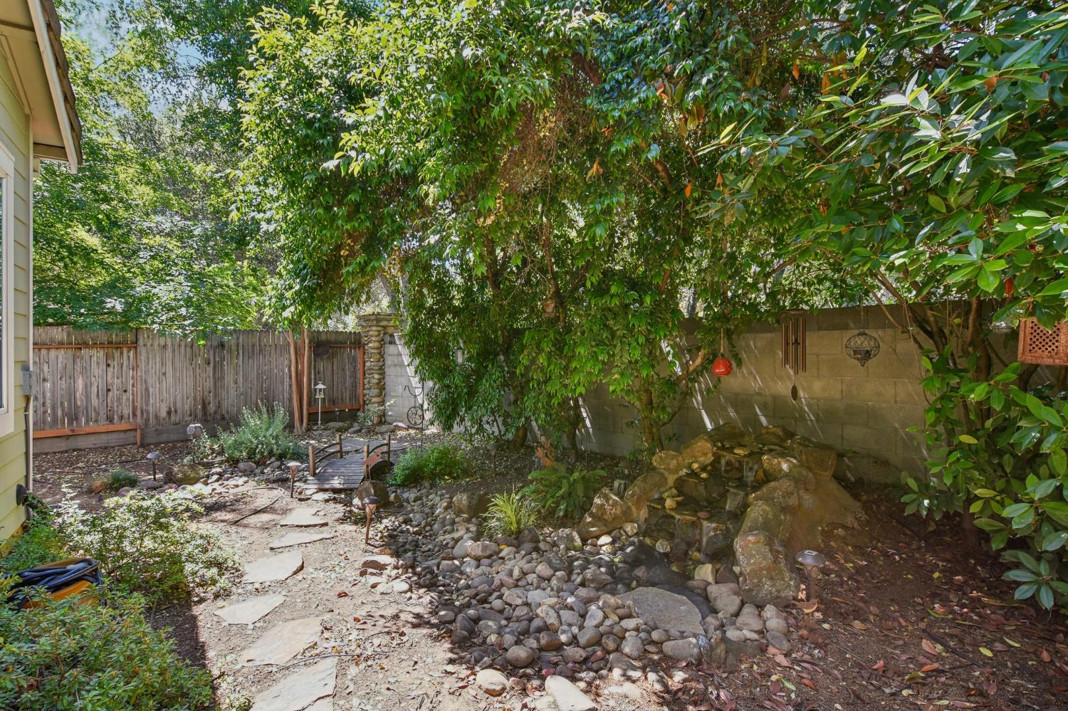 Detail Gallery Image 29 of 53 For 343 Coventry Cir, Folsom,  CA 95630 - 4 Beds | 2/1 Baths
