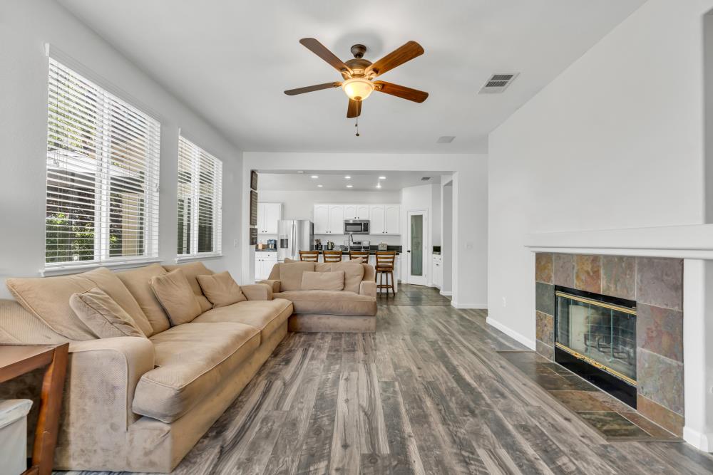 Detail Gallery Image 17 of 43 For 5623 Melones Way, Stockton,  CA 95219 - 3 Beds | 3 Baths