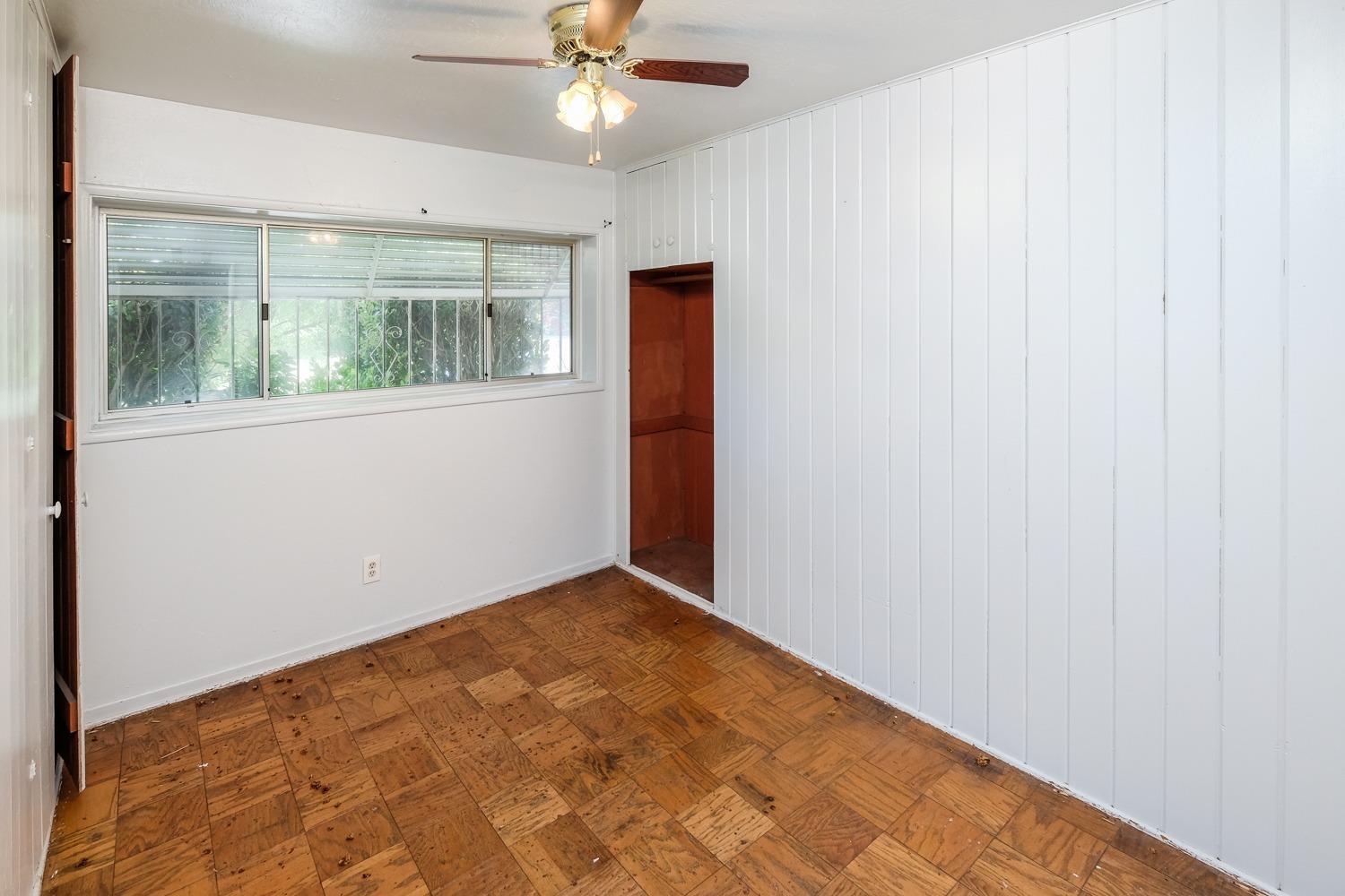 Detail Gallery Image 10 of 17 For 6241 40th Ave, Sacramento,  CA 95824 - 4 Beds | 2 Baths