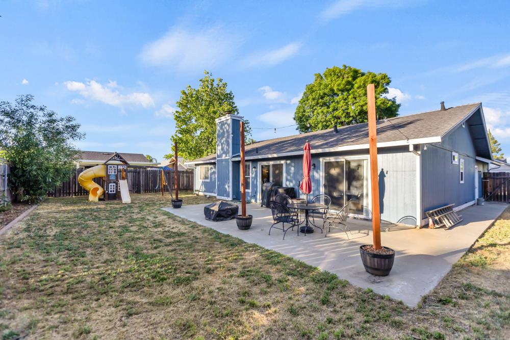 Detail Gallery Image 39 of 42 For 574 Ewell Ct, Galt,  CA 95632 - 3 Beds | 2 Baths