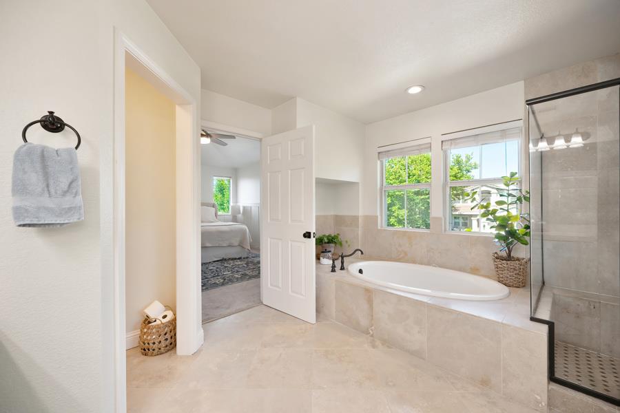 Detail Gallery Image 49 of 82 For 5802 Thoroughbred Ct, Rocklin,  CA 95677 - 4 Beds | 3 Baths