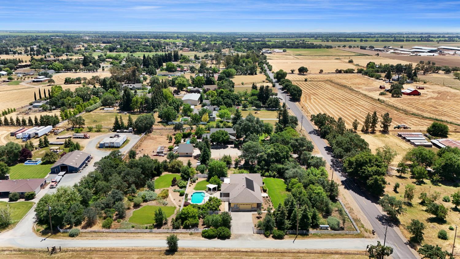 Detail Gallery Image 67 of 74 For 13703 Christensen Rd, Galt,  CA 95632 - 4 Beds | 2/1 Baths
